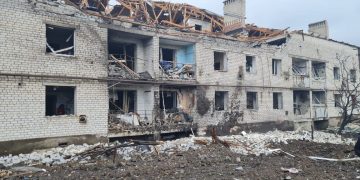 По посёлку утром был нанесен ракетный удар