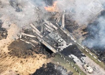 Взорвали мост с вражеской техникой