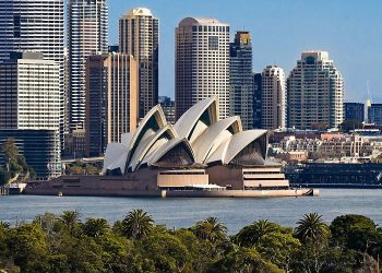 Австралия ввела санкции против «Газпрома»