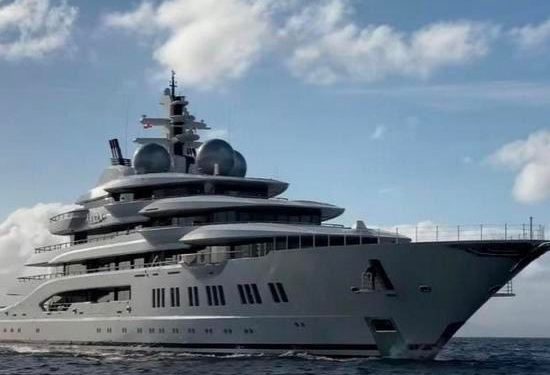 Арестовали яхту путинского олигарха