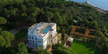 В Франции арестовывают имущество олигархов