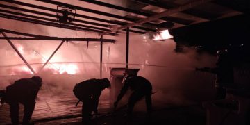 Сгорел ресторан Бора-Бора в Гидропарке!