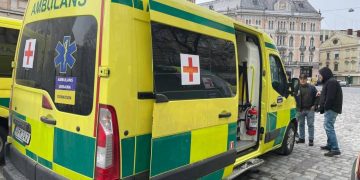 Продал яхту, чтобы закупить партию скорых