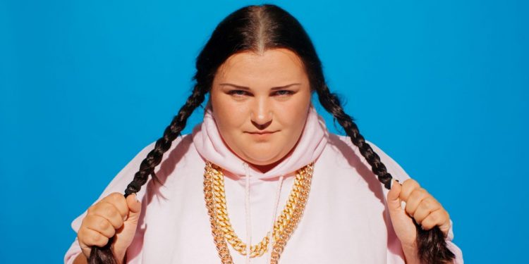 Альона Альона уехала из Украины