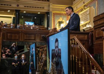 Премьер-министр Испании отправится в Киев