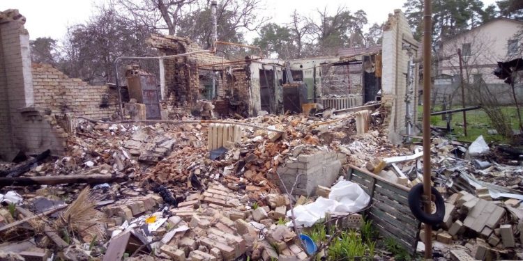 Российские военные уничтожили архивы