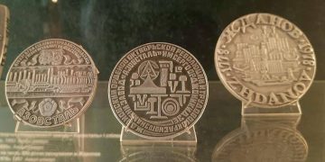 Вывезли уникальную коллекцию Ефима Харабета