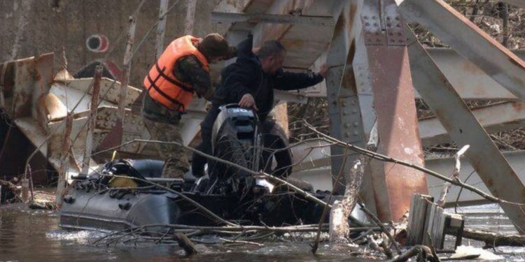 В Чернигове ищут российскую авиабомбу