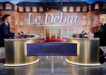 Во Франции второй тур президентских выборов