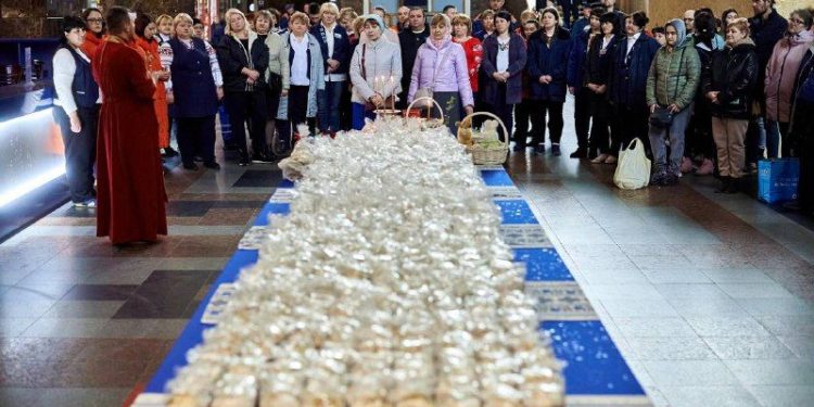 На Центральном вокзале Киева освящали паски