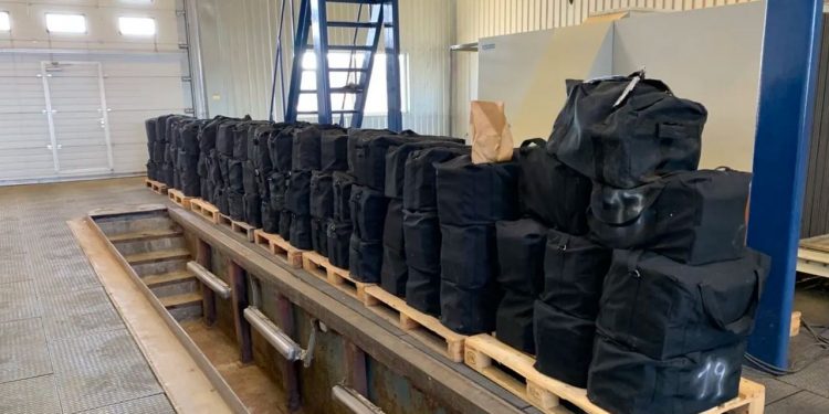 В порту изъяли кокаин на 500 миллионов евро