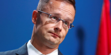 Венгрия будет платить за газ в рублях