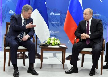 Президент Финляндии сообщил о вступлении в НАТО