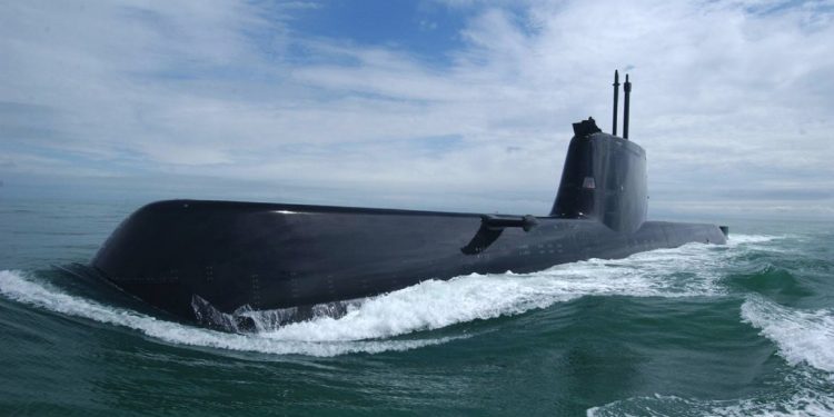 Флот РФ возвращает в строй подлодку “Алроса”