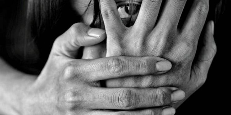 Военнослужащий изнасиловал свою дочь