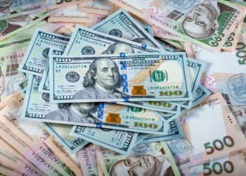 Украина вернулась к плавающему курсу валюты