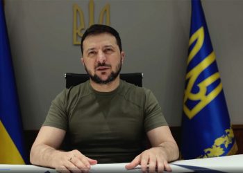 Зеленский призвал украинцев сдерживать эмоции