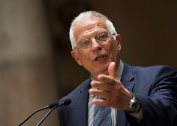 Кто будет покупать нефть у РФ до 2024 года