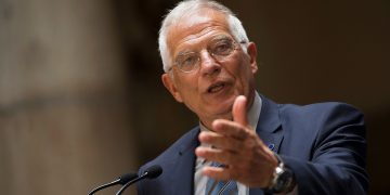 Кто будет покупать нефть у РФ до 2024 года