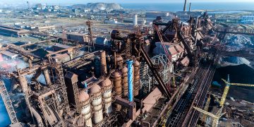 Защитники Мариуполя оценили шансы выжить на “Азовстали”￼