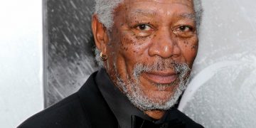 РФ запретила въезд в страну Моргану Фримену