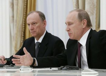 Путин активно готовит себе замену на посту