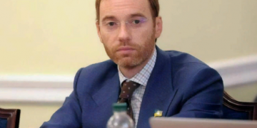 Абрамович: Нужно работать на восстановление страны