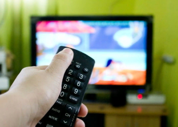 Россияне всё меньше доверяют телевидению