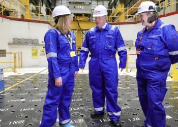 Британия будет строить по АЭС ежегодно