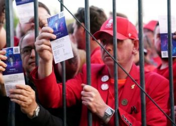 “Ливерпуль” требует расследования истории с “поддельными билетами”