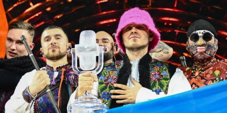 Kalush продали на аукционе кубок “Евровидения”