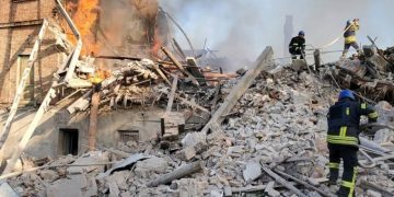 Россияне сбросили авиабомбу на школу!