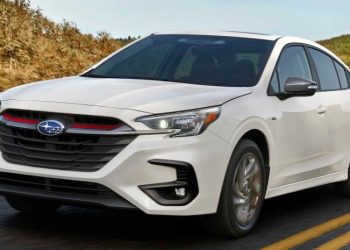 Новый флагманский седан от Subaru