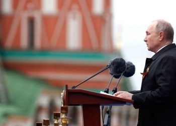 Объявит войну, начнет мобилизацию или завершит “спецоперацию”. О чем заявит Путин 9 мая