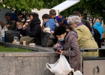 Правительство готовится урезать пенсии