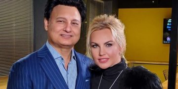 Муж Камалии купил два истребителя для ВСУ