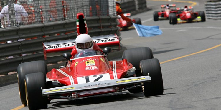 Гонщик Формулы-1 разбил редчайшее авто