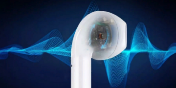 Наушники AirPods разорвали барабанные перепонки 12-летнего мальчика