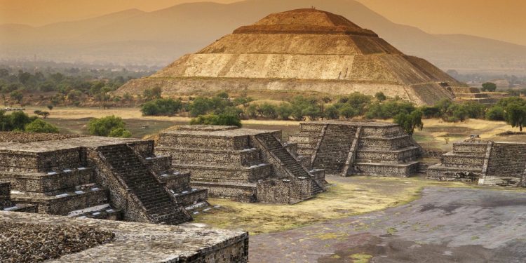 Что спрятано в древних пирамидах майя