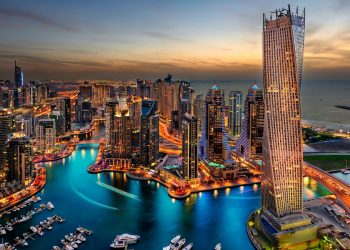 Богатые русские бегут в Дубай