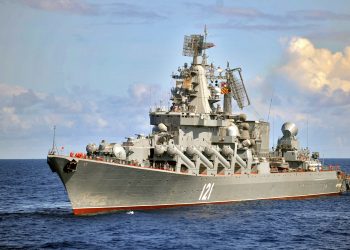 РФ забрали с крейсера «Москва» секретное оборудование