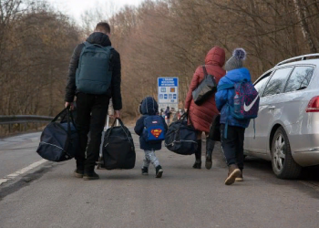 Беженцев в польше заставляют вернуть деньги