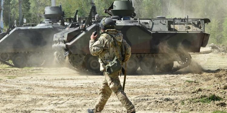 Европейское тяжелое оружие уже на фронте