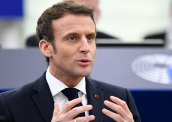 Макрон предложил создавать новые союзы