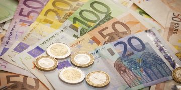 Хорватия станет двадцатой страной еврозоны