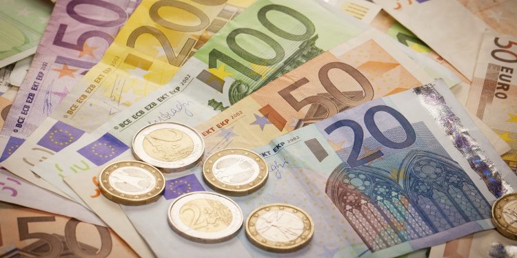 Хорватия станет двадцатой страной еврозоны