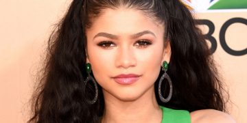 Как выглядела в детстве Зендая