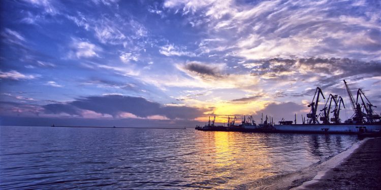 Курортный сезон в Бердянске на грани срыва