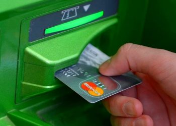 Что делать с долгом по карте при отсутствии средств