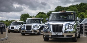 Особое лондонское такси к юбилею Королевы